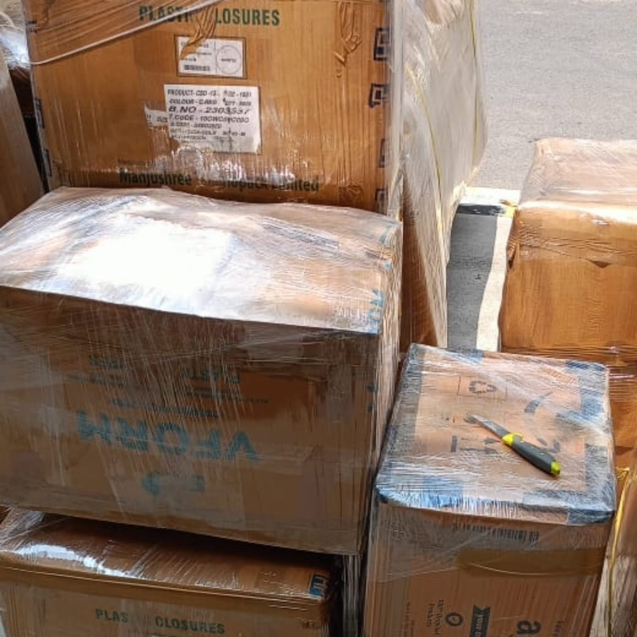 Chhavi Packers and Movers Fragile Items Securely Packed - Safe Goods Protection